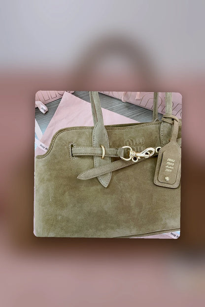 NB - MMU Bag - 575