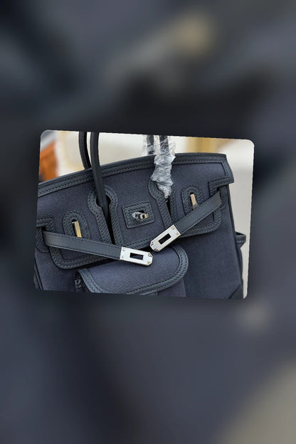 NB - HMS Bag - 1388