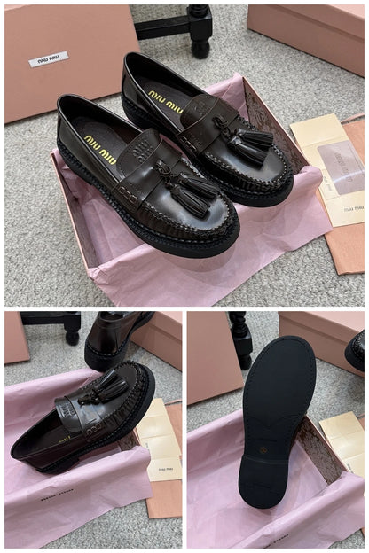 NB - MMU Women Shoes - 377