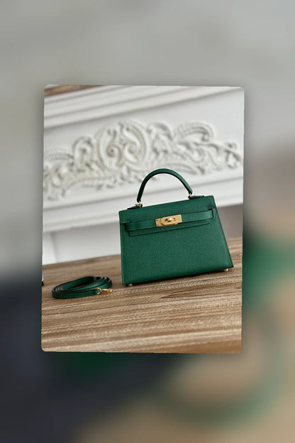 NB - HMS Bag - 792