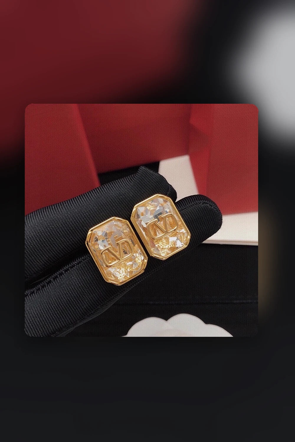 NB - VEL Jewelry - 320