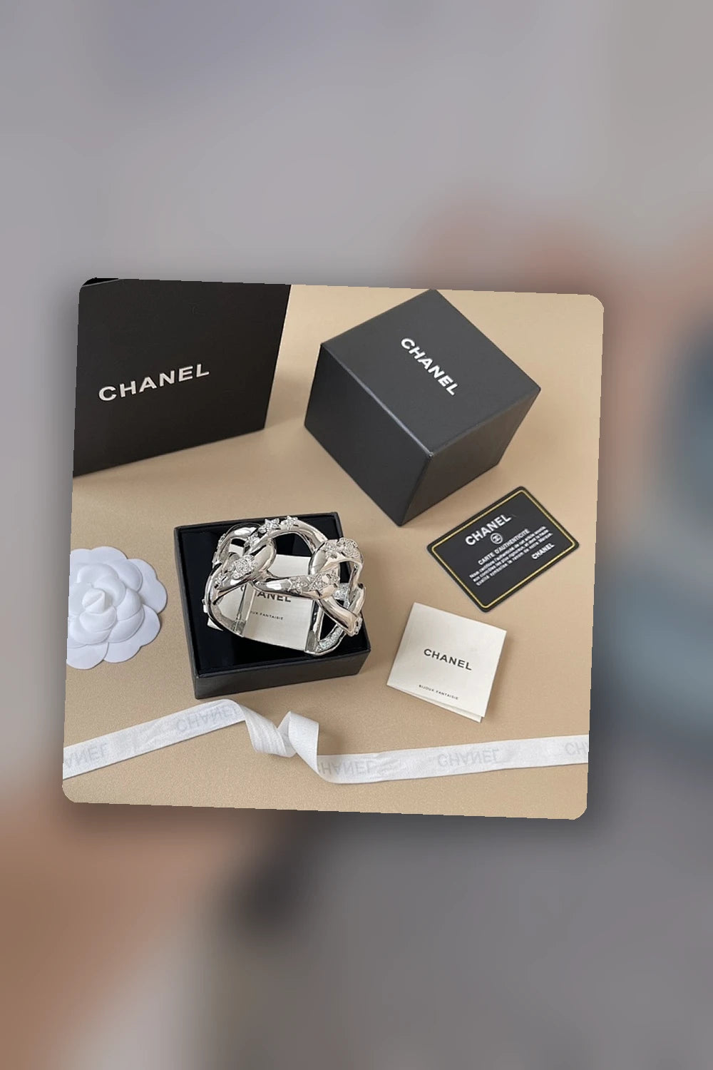 NB - CRA Jewelry - 221