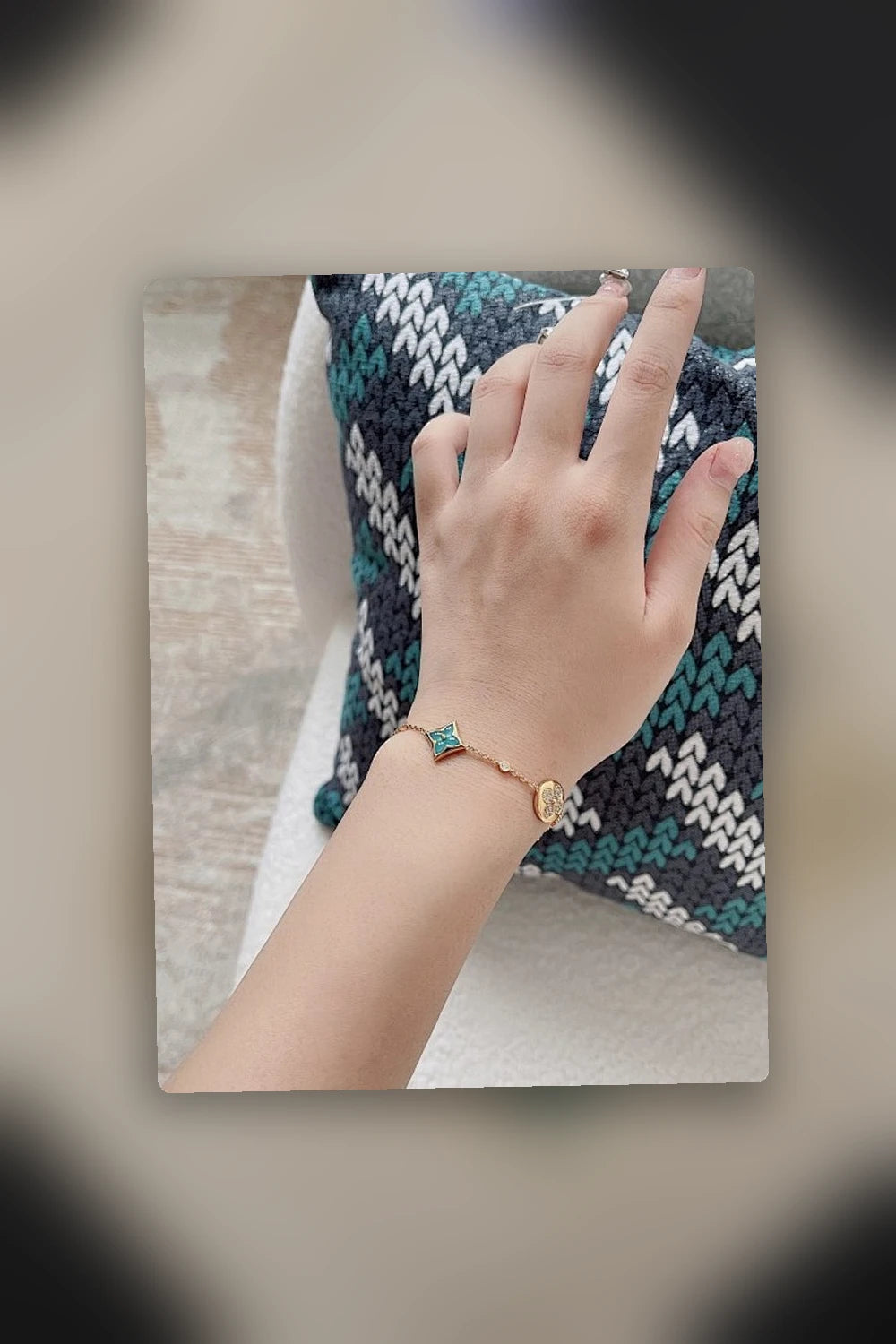 NB - LOV Jewelry - 206