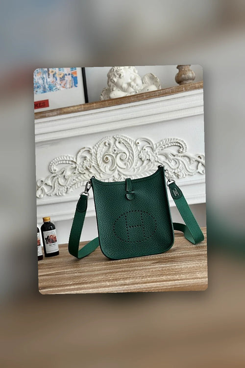 NB - HMS Bag - 1006