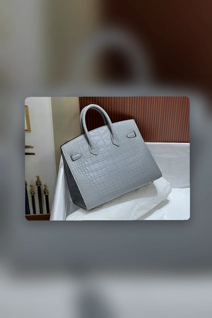 NB - HMS Bag - 679