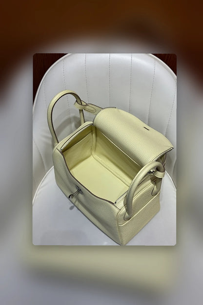 NB - HMS Bag - 242