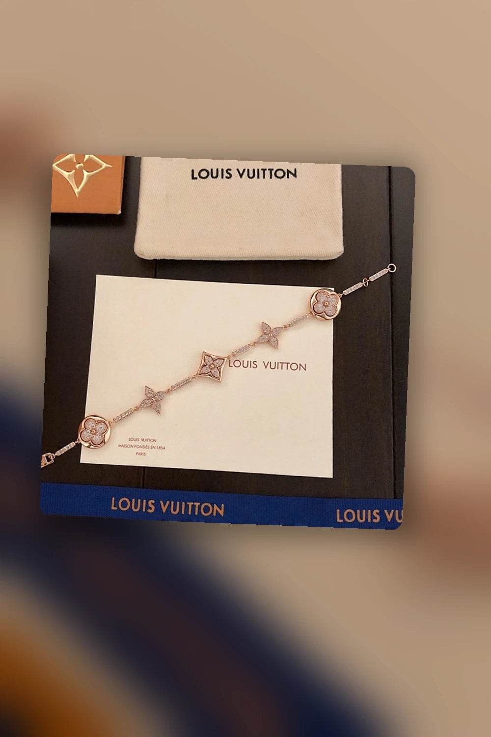NB - LOV Jewelry - 303
