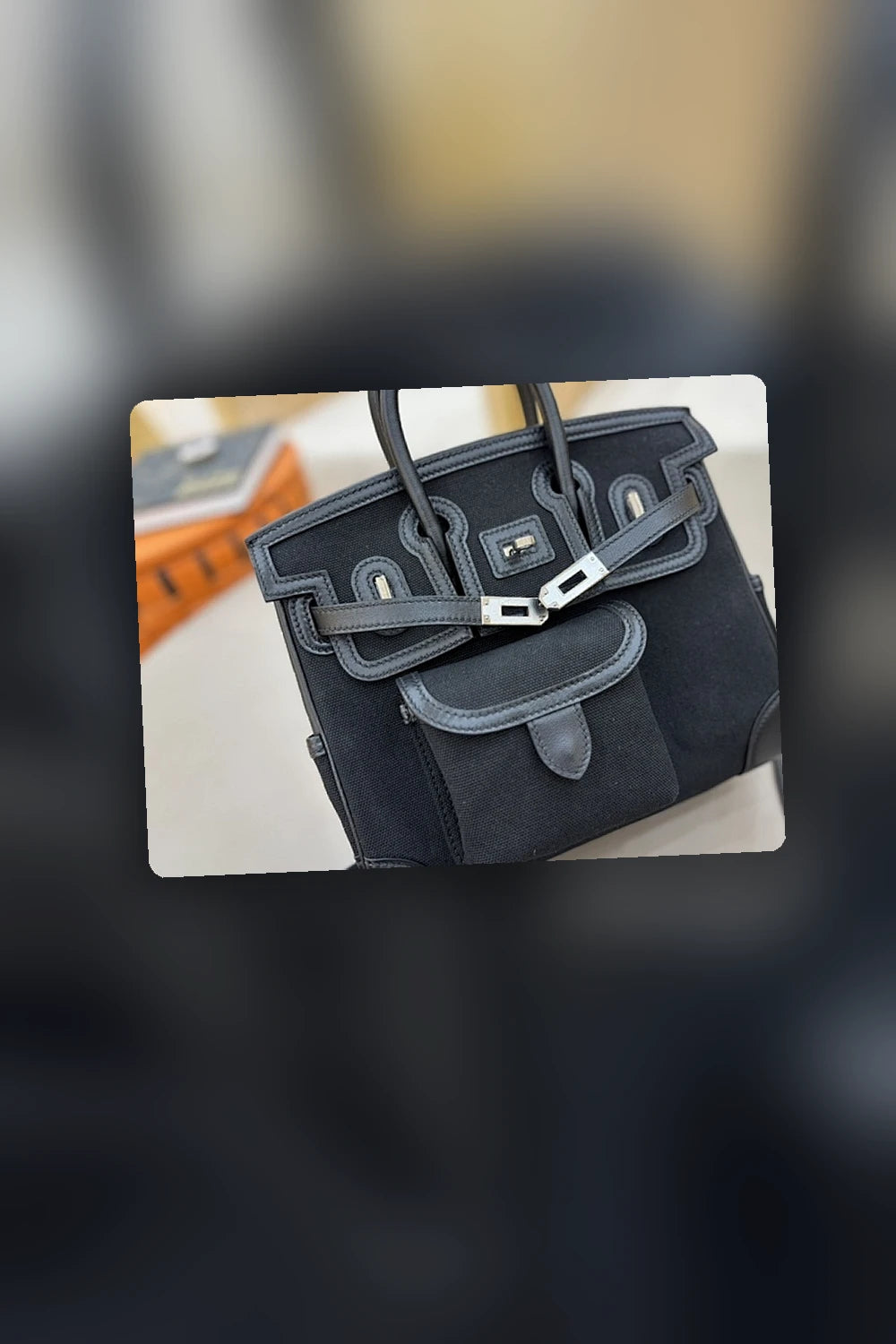 NB - HMS Bag - 1378