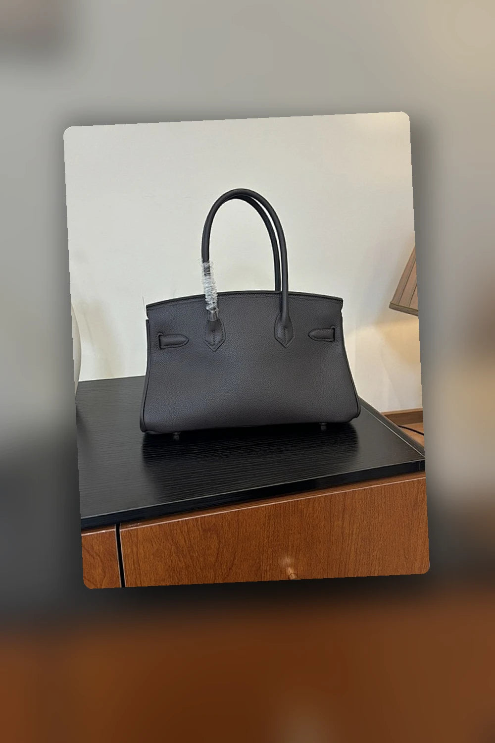NB - HMS Bag - 1825