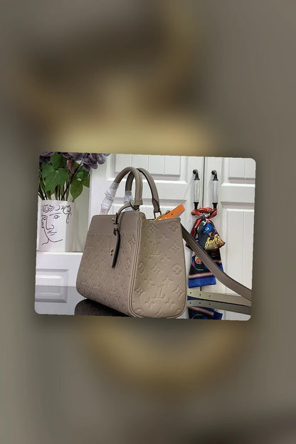 NB - LOV Bag - 1847