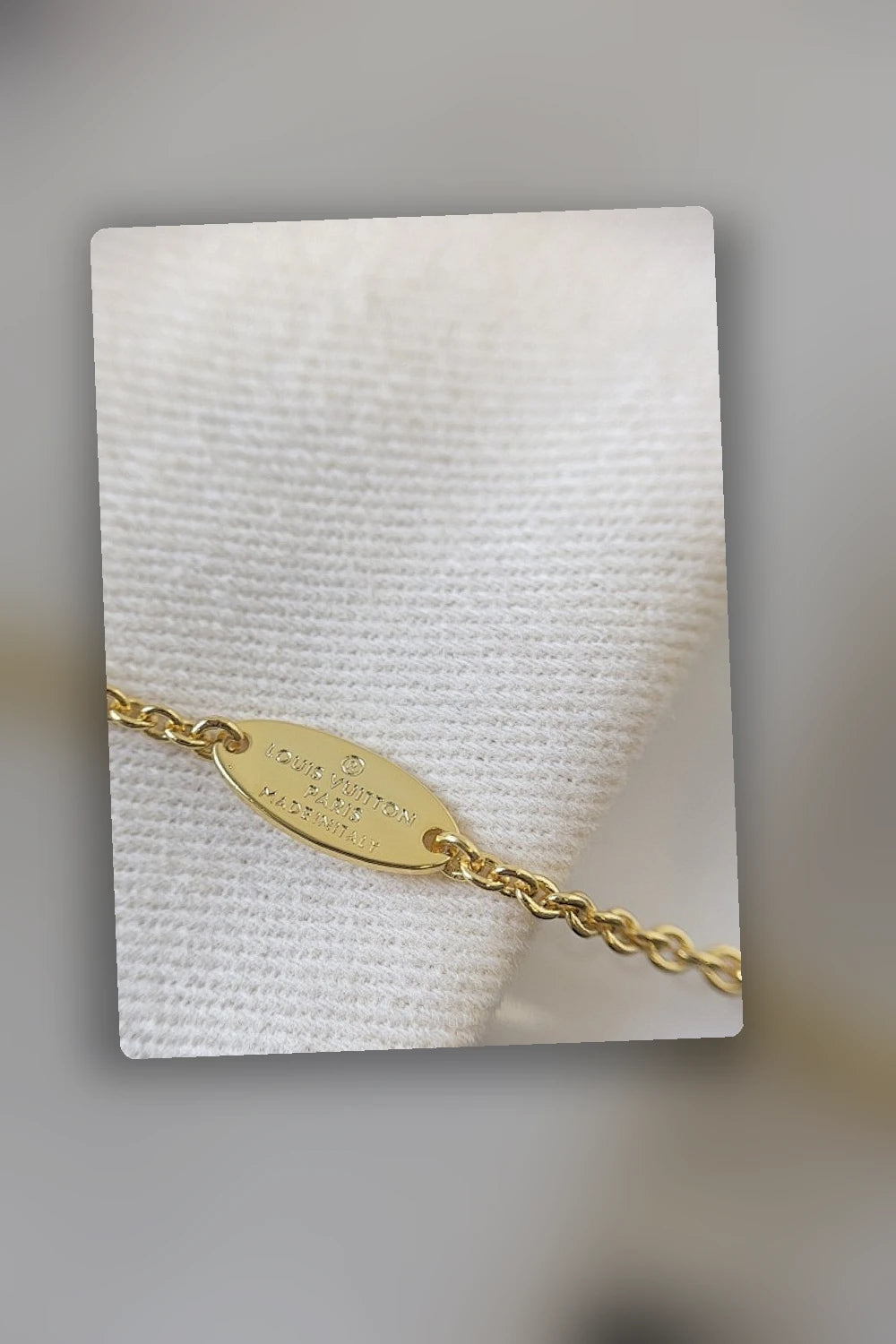 NB - LOV Jewelry - 070