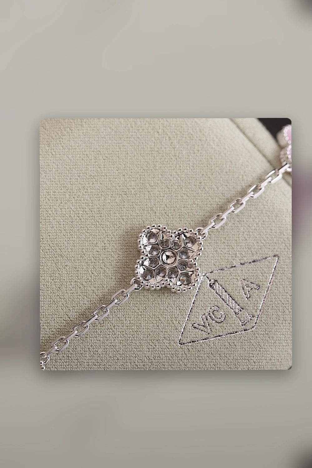 NB - VACA Jewelry - 004