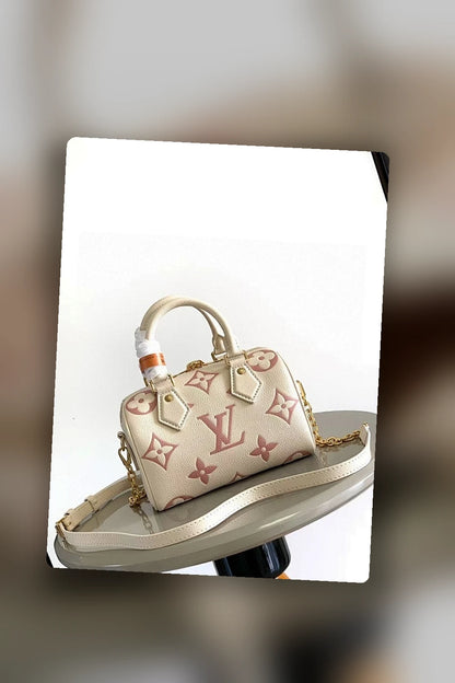 NB - LOV Bag - 1560