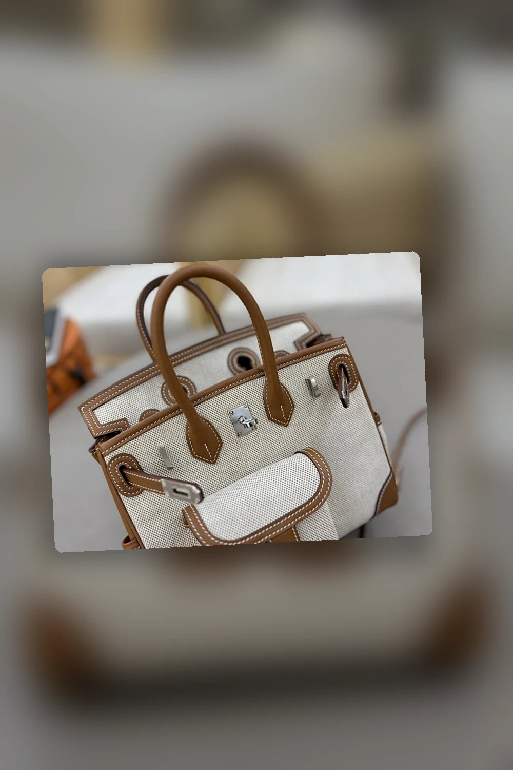 NB - HMS Bag - 1386