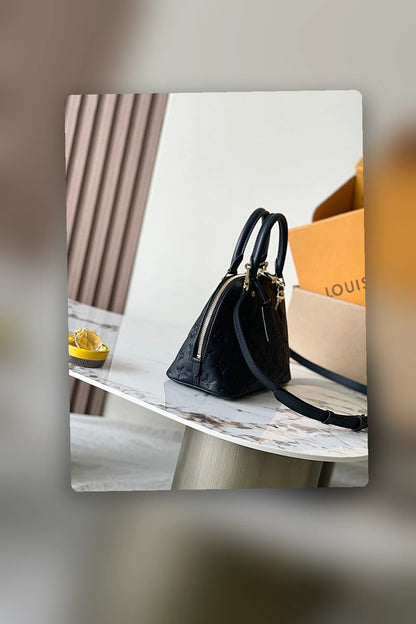 NB - LOV Bag - 989