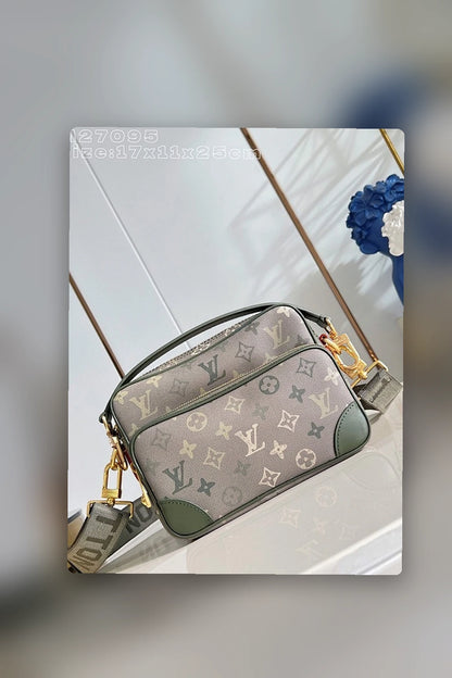 NB - LOV Bag - 744
