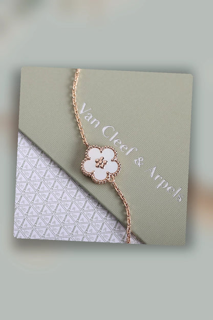 NB - VACA Jewelry - 706