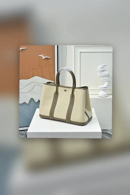 NB - HMS Bag - 1494