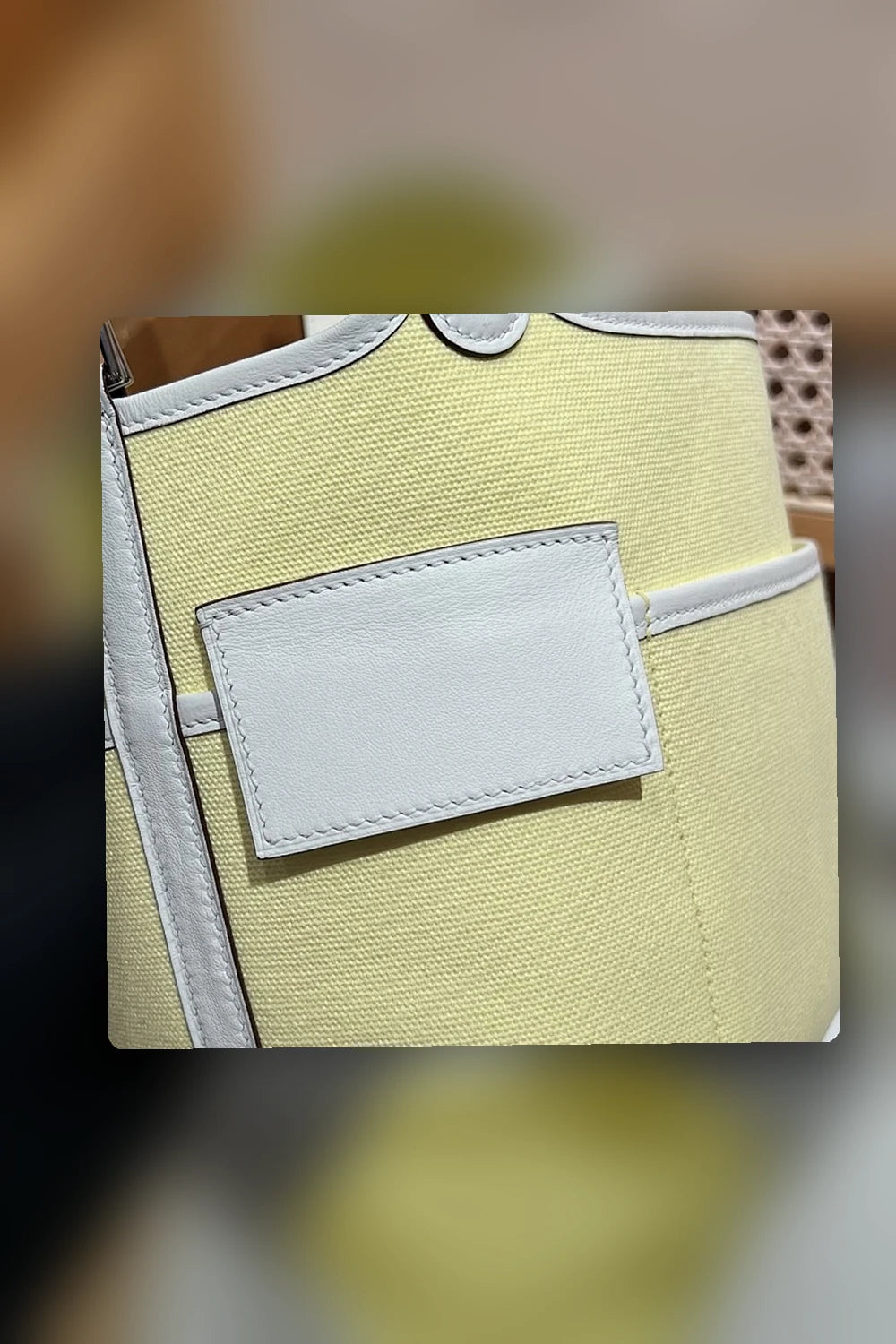 NB - HMS Bag - 1482