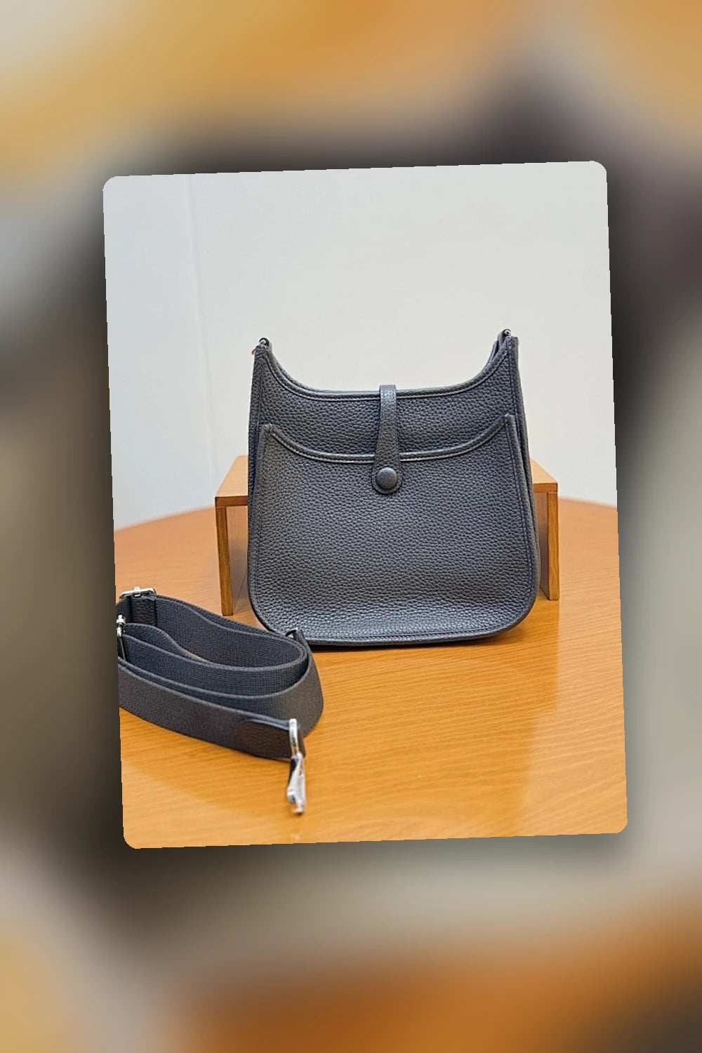 NB - HMS Bag - 058