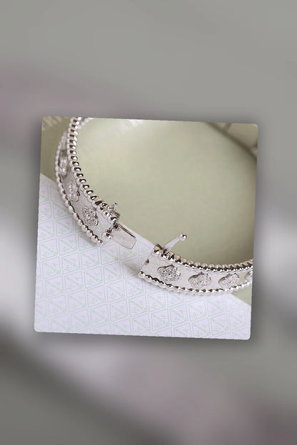 NB - VACA Jewelry - 115