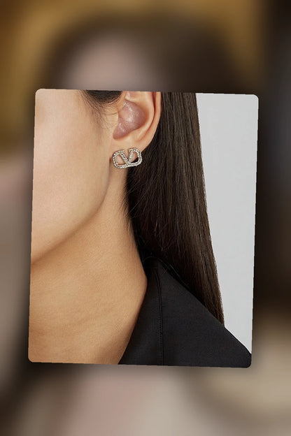 NB - VEL Jewelry - 680