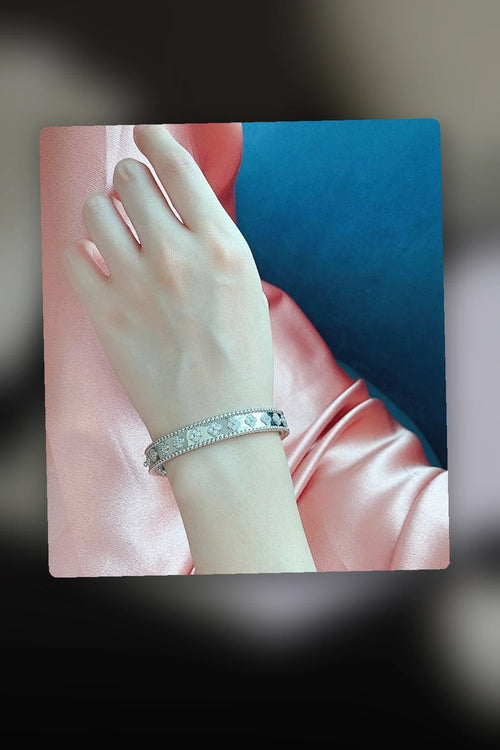 NB - VACA Jewelry - 115