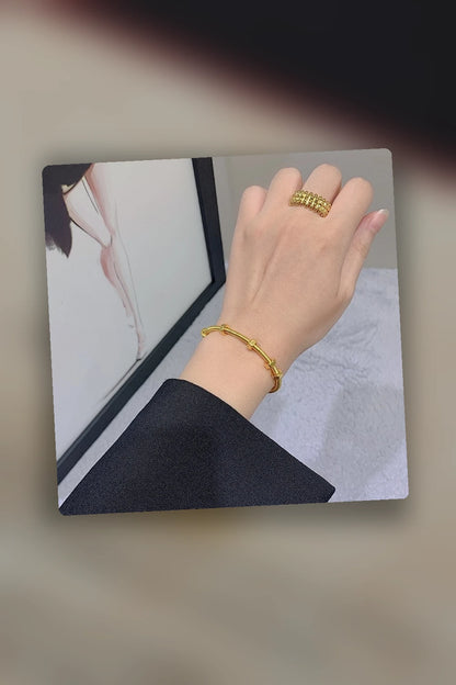 NB - CRA Jewelry - 575
