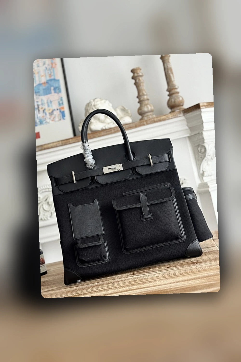 NB - HMS Bag - 1586