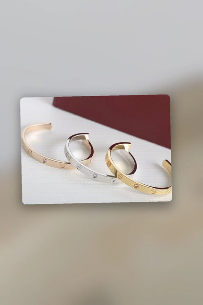 NB - CRA Jewelry - 075