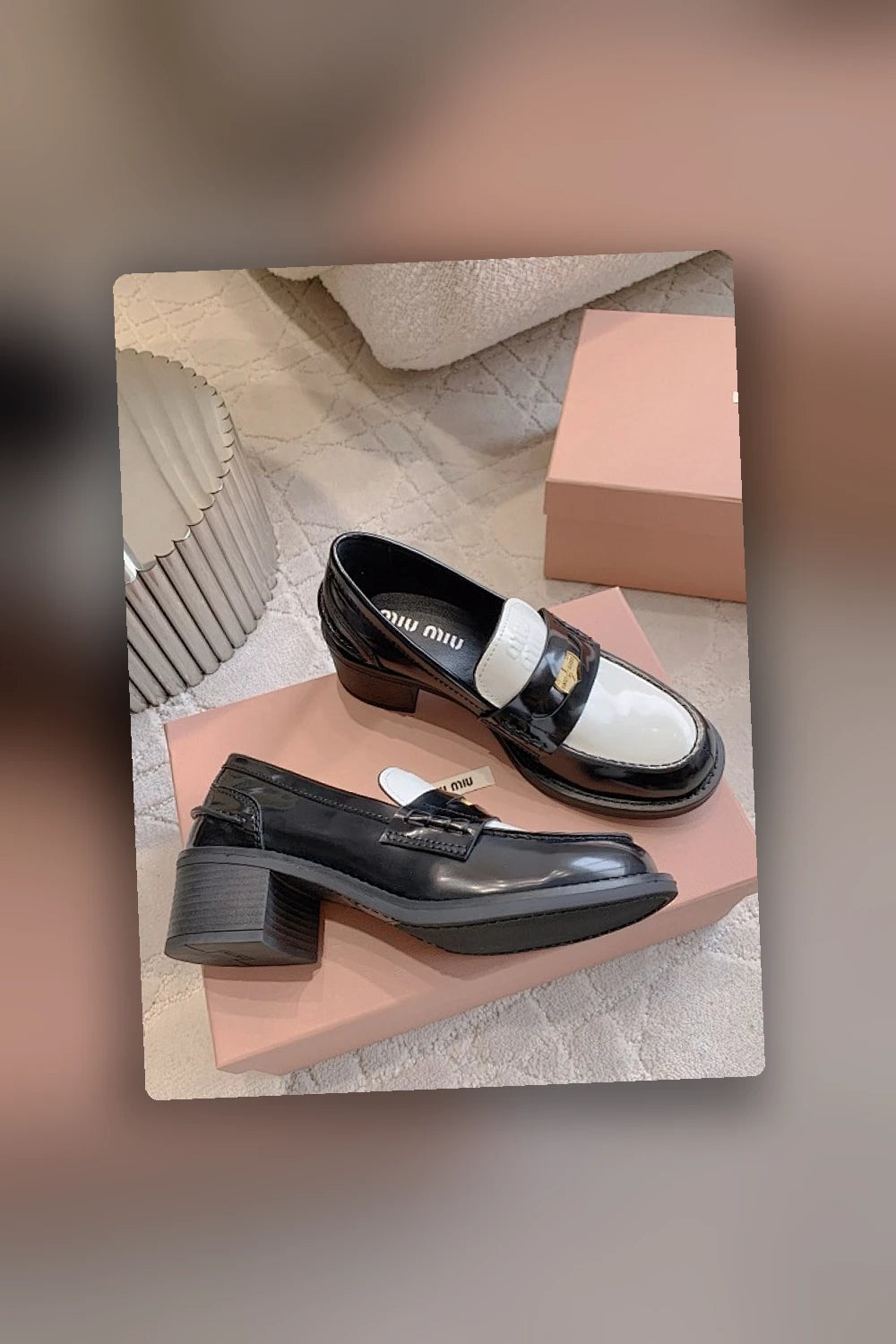 NB - MMU Women Shoes - 556