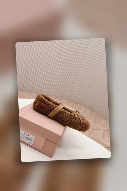 NB - MMU Women Shoes - 279