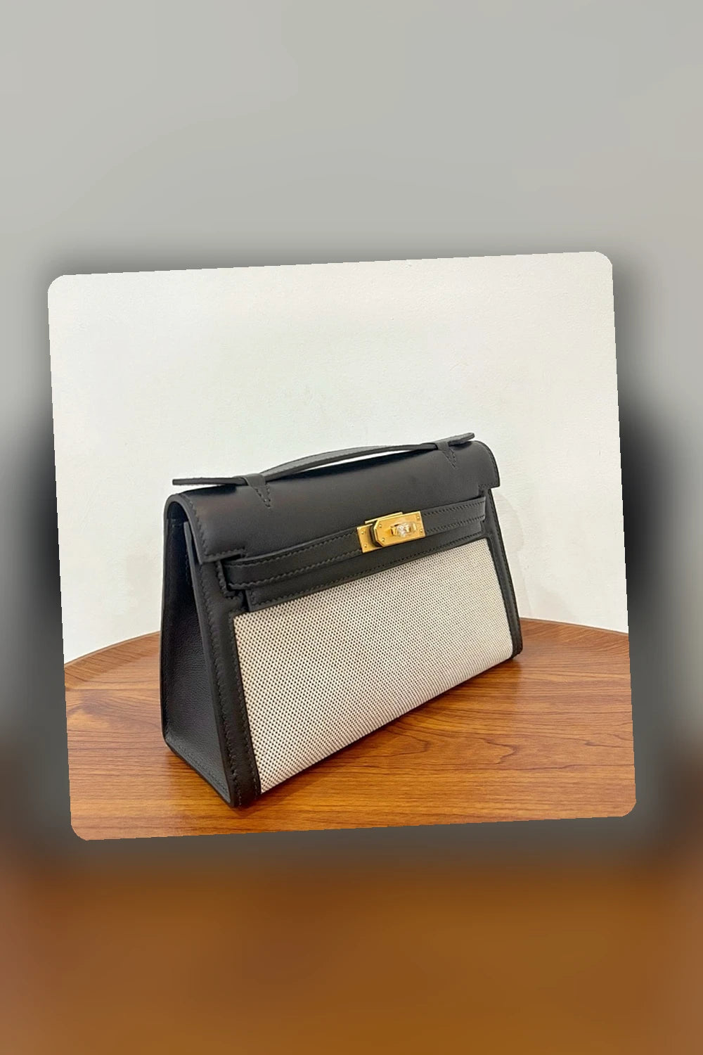 NB - HMS Bag - 976