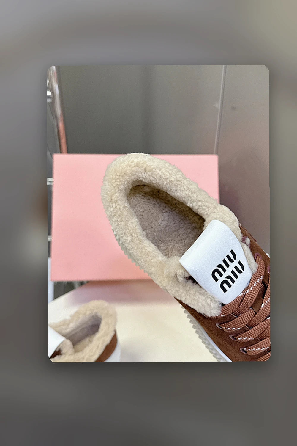 NB - MMU Women Shoes - 570