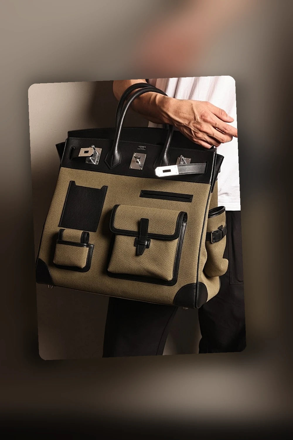 NB - HMS Bag - 887