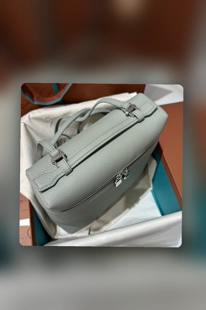 NB - DLVX Bag - 099