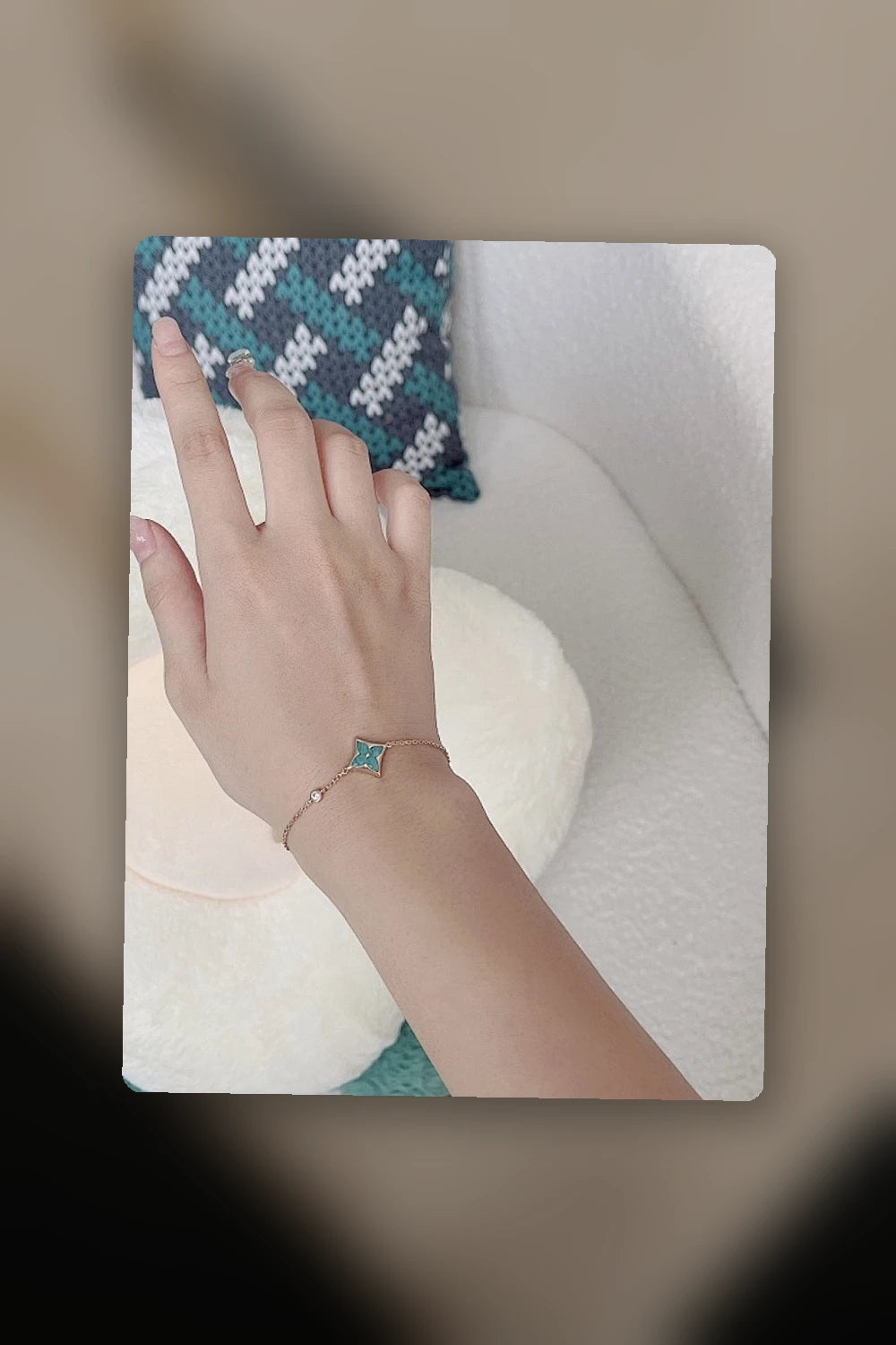 NB - LOV Jewelry - 553