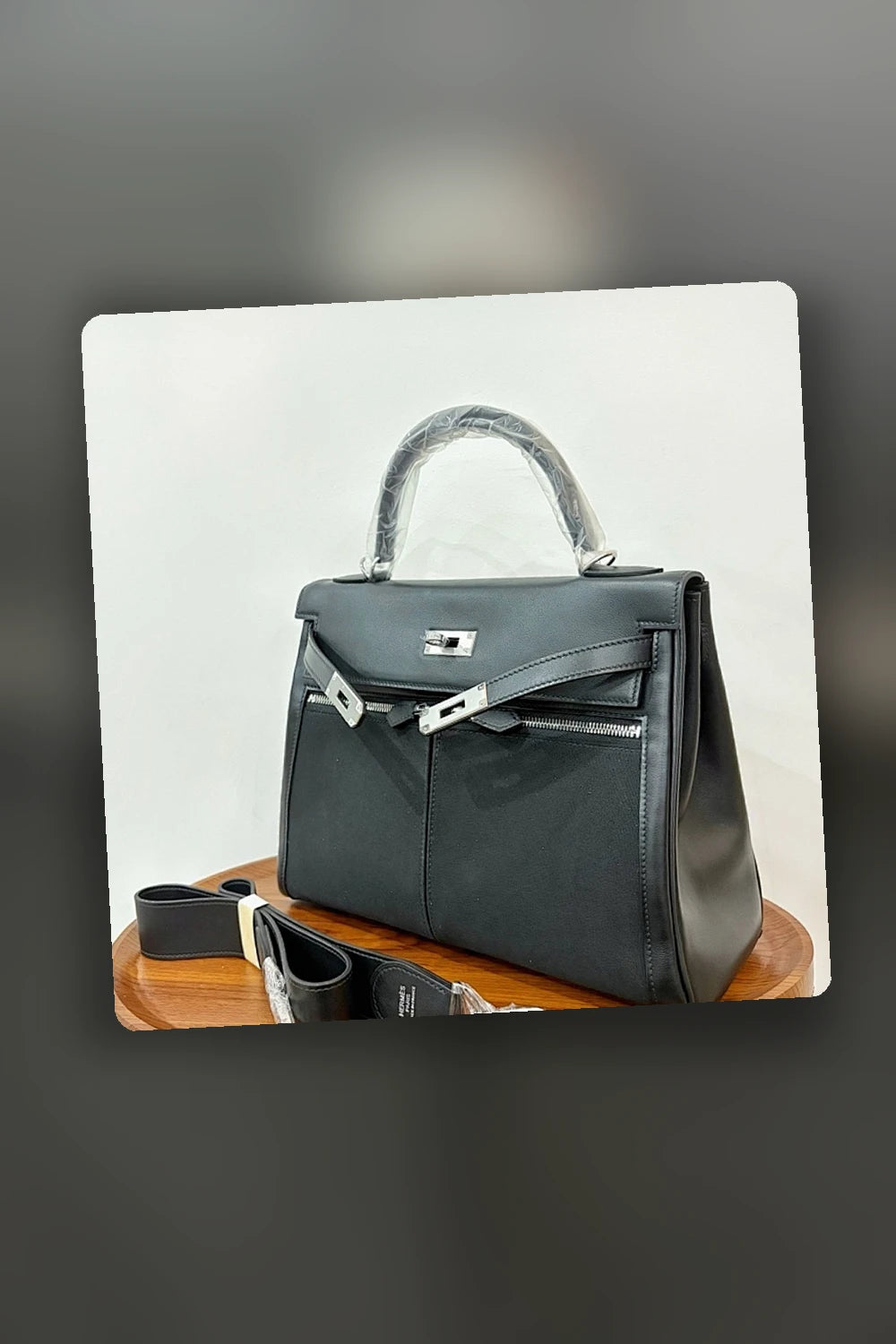 NB - HMS Bag - 1471