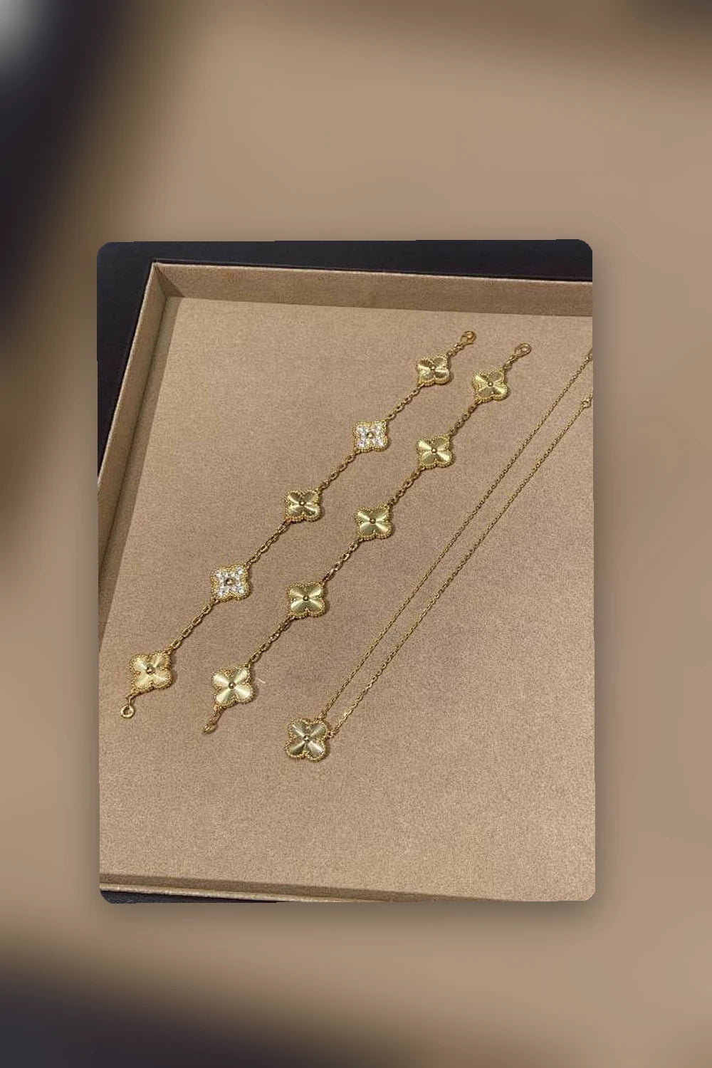 NB - VACA Jewelry - 390