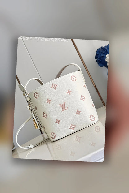 NB - LOV Bag - 657