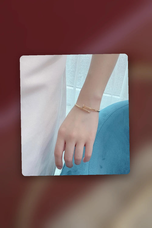 NB - CRA Jewelry - 026