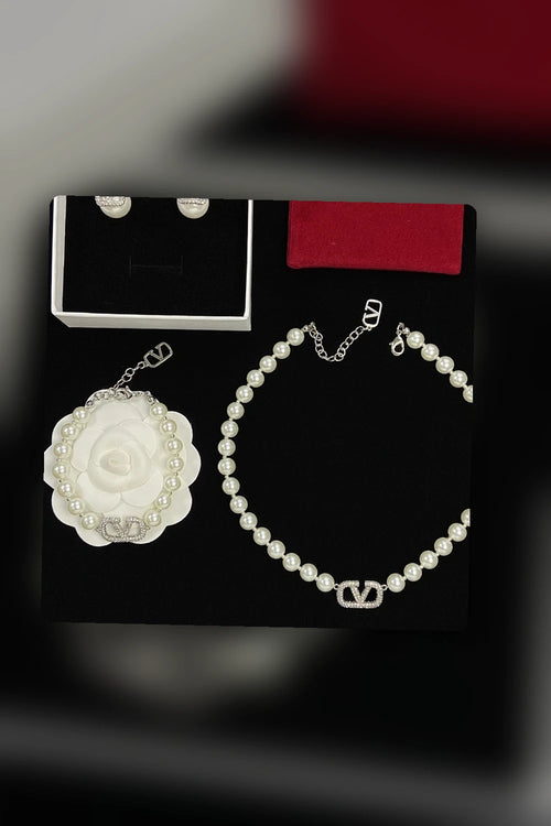 NB - VEL Jewelry - 664