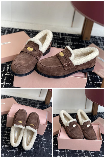NB - MMU Women Shoes - 734