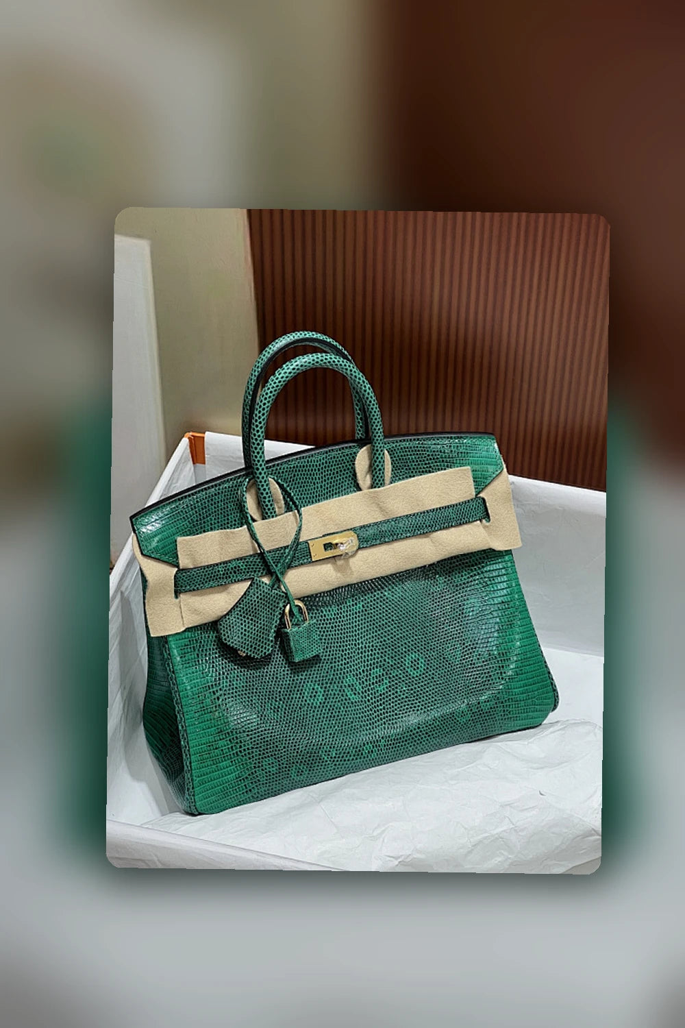 NB - HMS Bag - 934