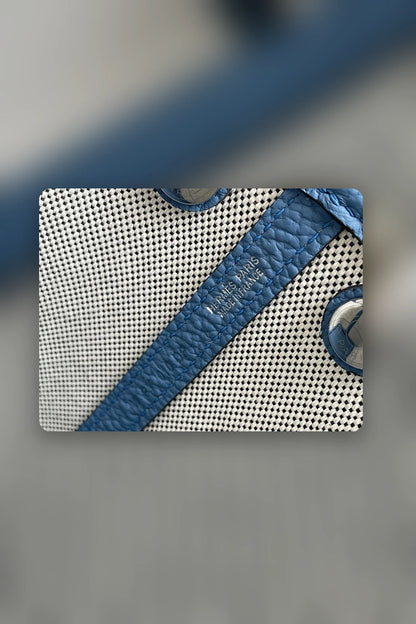 NB - HMS Bag - 077