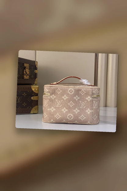 NB - LOV Bag - 1195