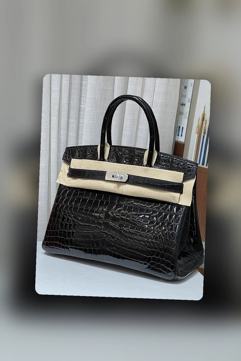 NB - HMS Bag - 549