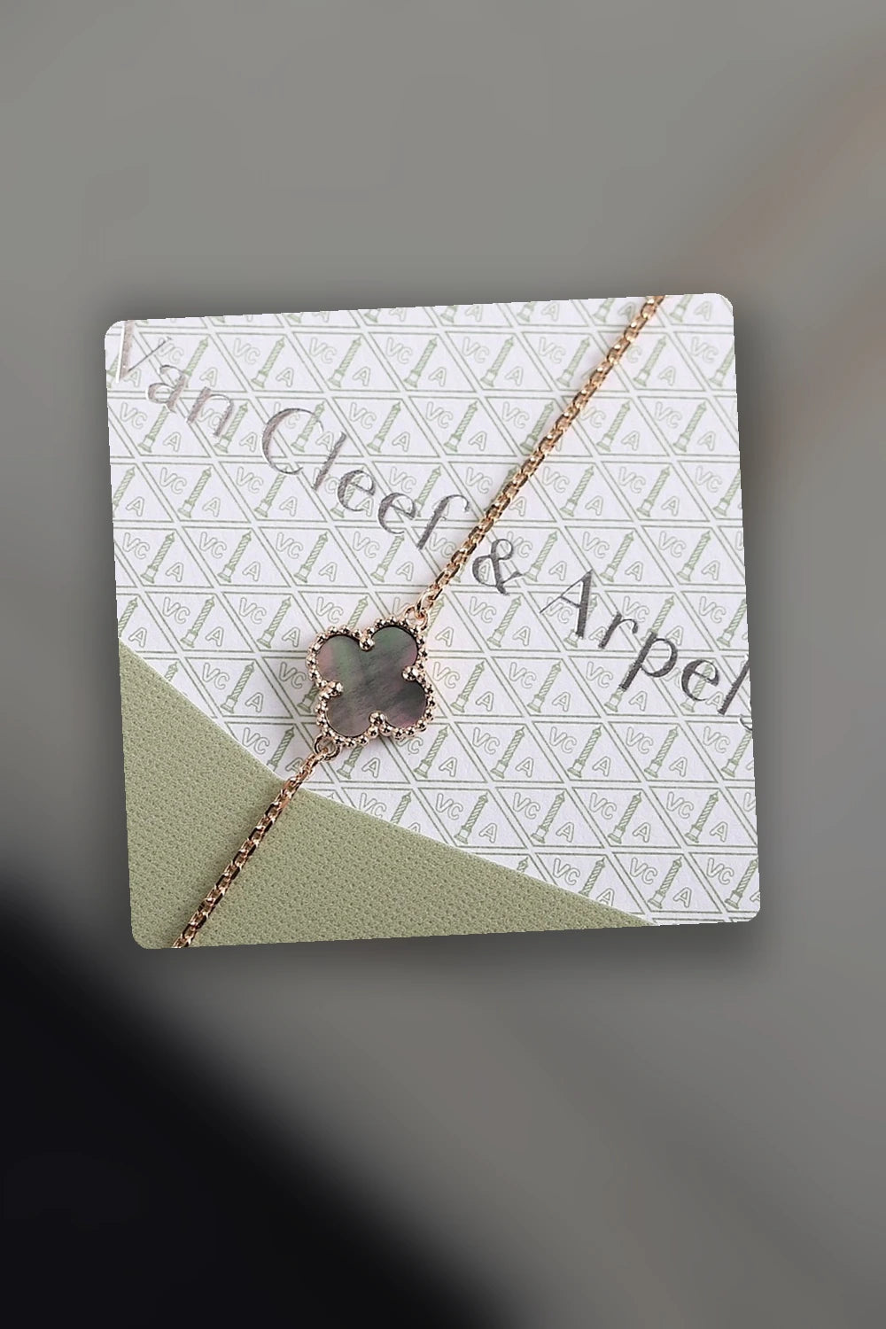 NB - VACA Jewelry - 520