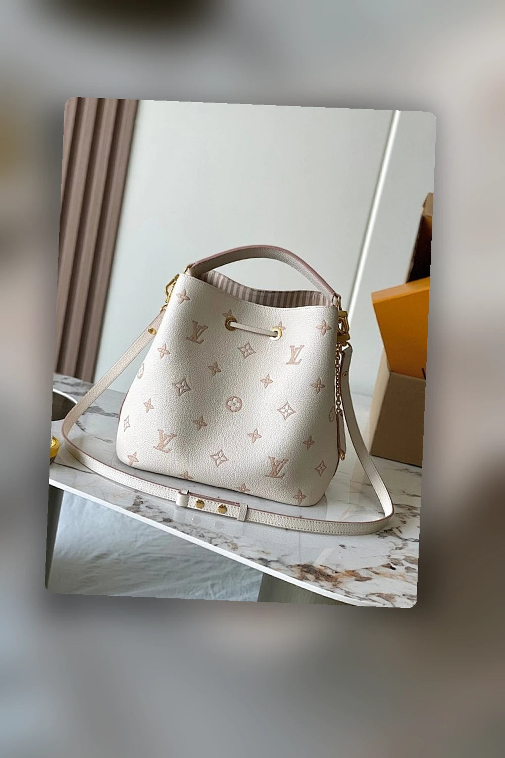 NB - LOV Bag - 1407