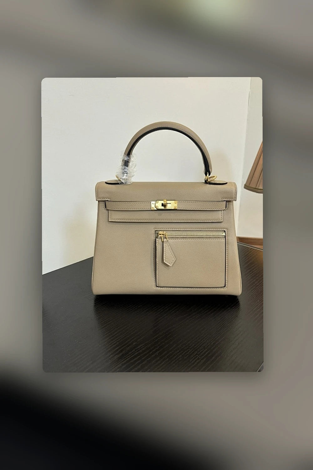 NB - HMS Bag - 1648